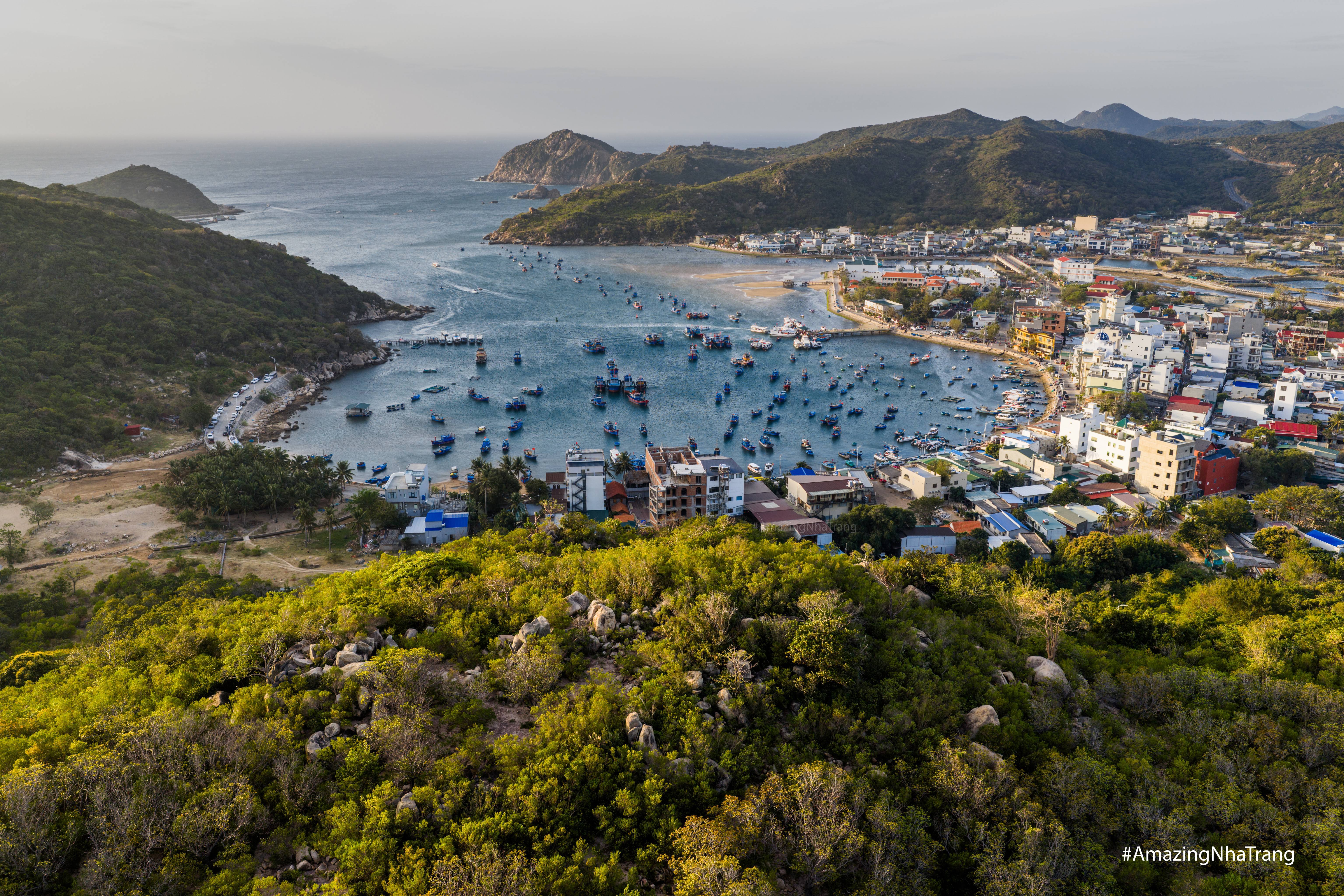 Vĩnh Hy - Ninh Thuận | Vẻ Đẹp Tinh Khôi Của Vịnh