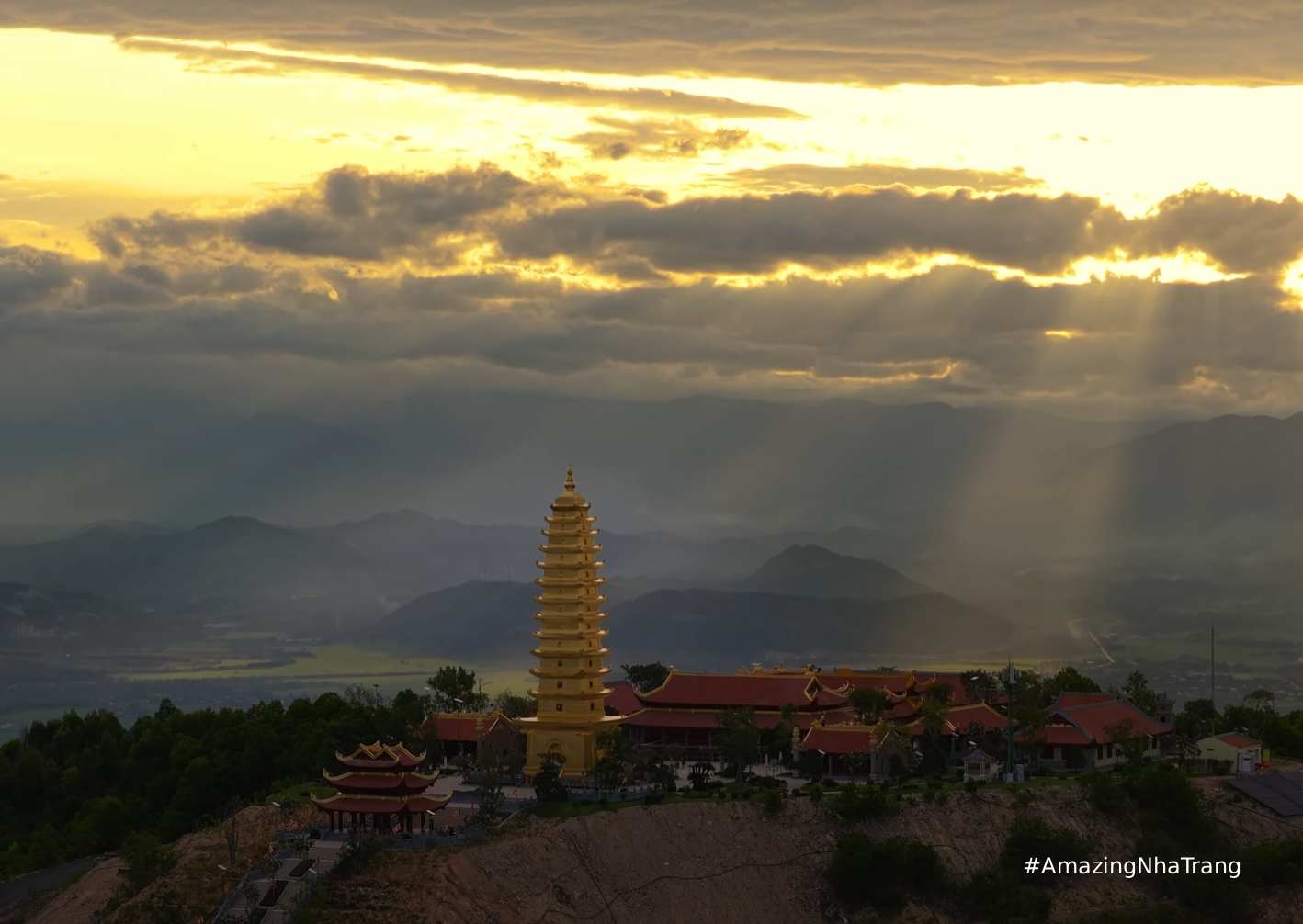  Chùa Chín Khúc | Trúc Lâm Phụng Thùy Sơn