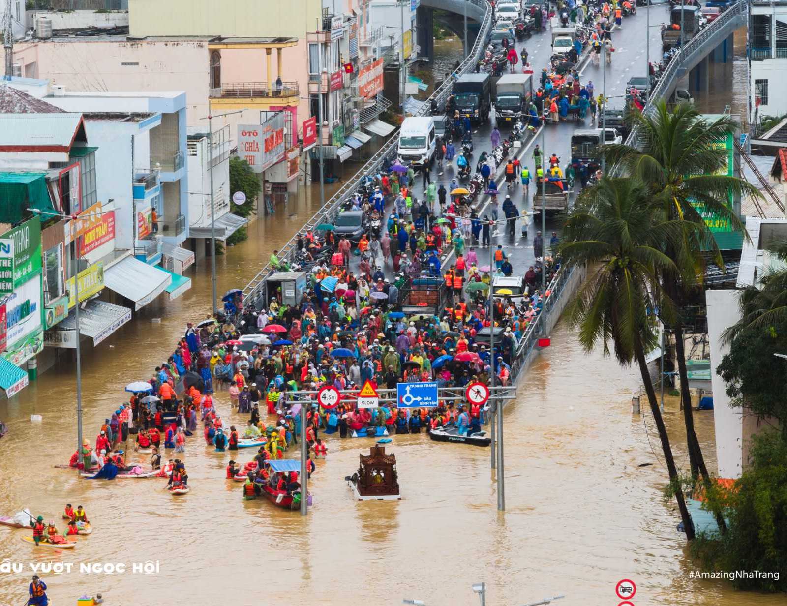 Nha Trang 20-11-2025 – Khánh Hòa Gồng Mình Trong Lũ